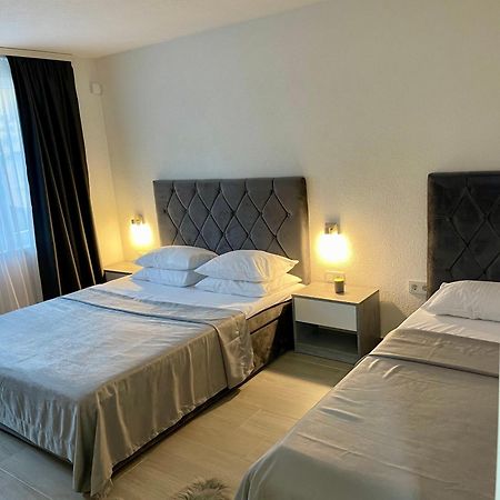 Anet Apartman Visoko Eksteriør billede